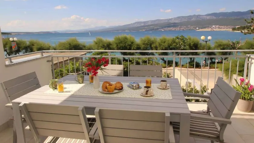Apartment with barbecue - Image 1
