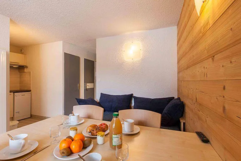 À 150m des pistes de ski, 3ème étage, vue montagne, balcon, télévision, 29m², Serre Chevalier - Image 1