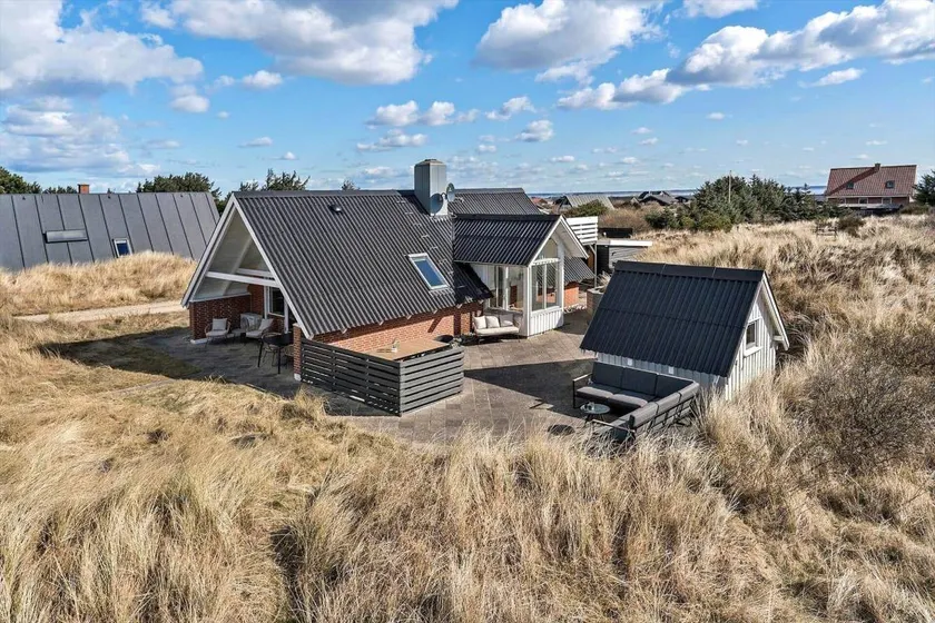 Nice holiday home with terrace & barbecue | Dogs allowed - Image 1