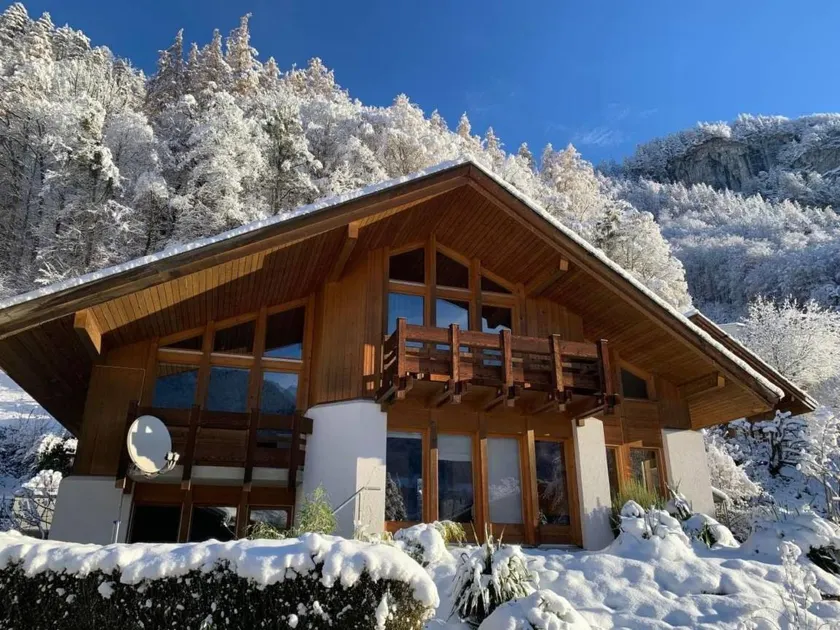 Fully equipped charming house with garden & terrace | Nature view | Close to the ski - Image 1