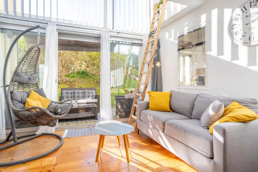Child-friendly apartment with garden, terrace & BBQ | Garden view | Next to the beach - Image 1