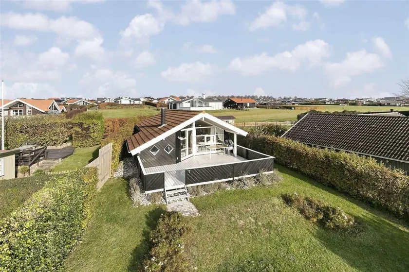 Fully equipped nice house with terrace & barbecue | Sea view - Image 1