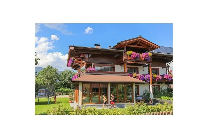 Casa vacacional con jardín y barbacoa - Image 1