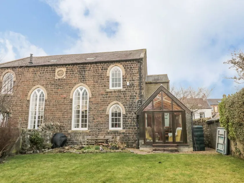 Fully equipped wonderful cottage with garden - Image 1