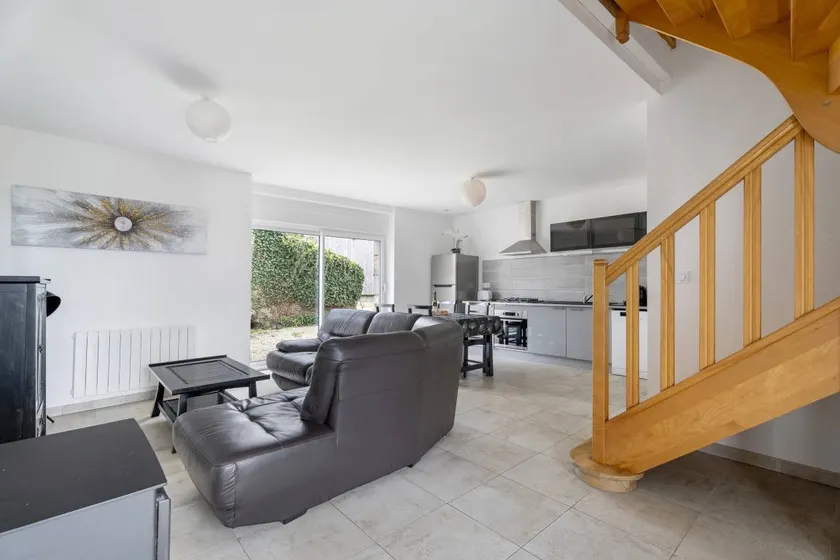 Gîte des Lacs – Le Noisetier: Shared pool, sauna & jacuzzi, private terrace, Wi-Fi - Image 1