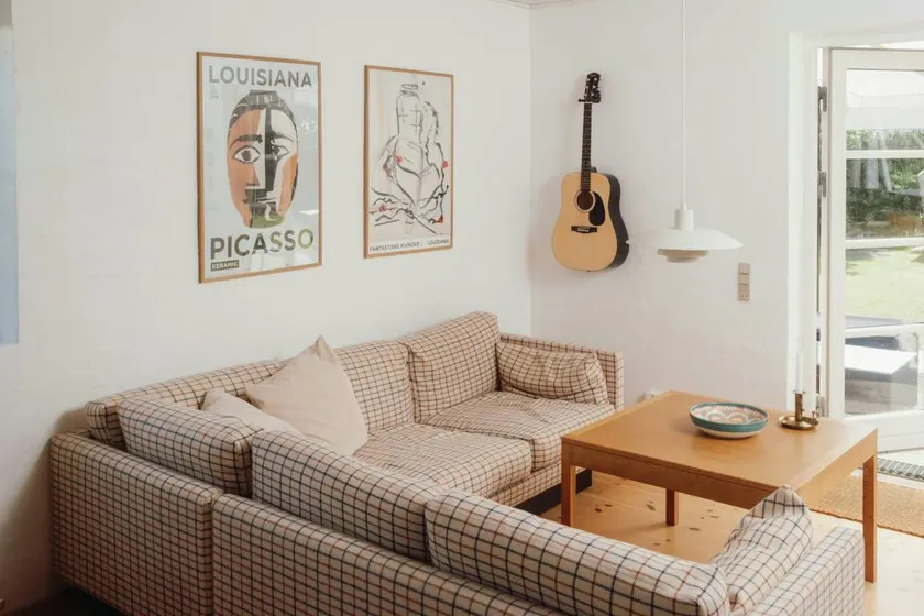 Modern holiday home with spa at Grenaa Beach - Image 1