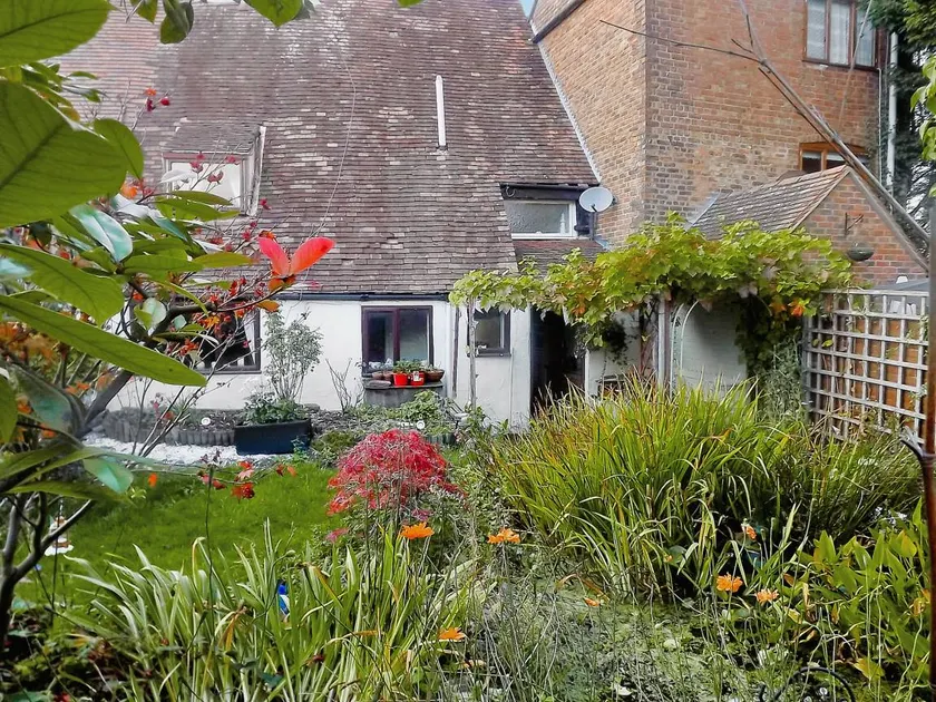 Children-friendly cottage with garden | Dogs allowed - Image 1