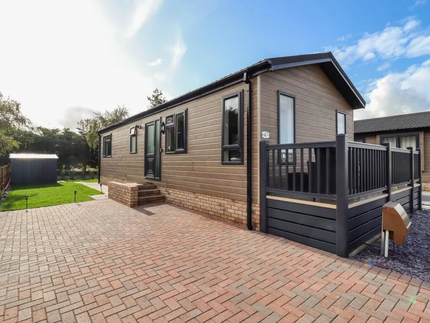 Child-friendly cottage with garden | Beach view - Image 1