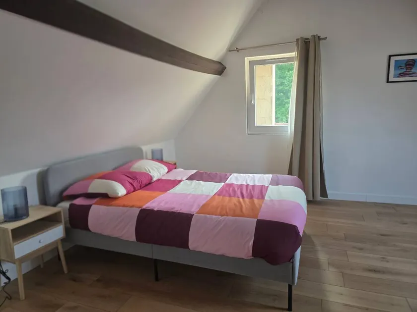 Third-Floor Room with Private Garden and Wi-Fi - Image 1