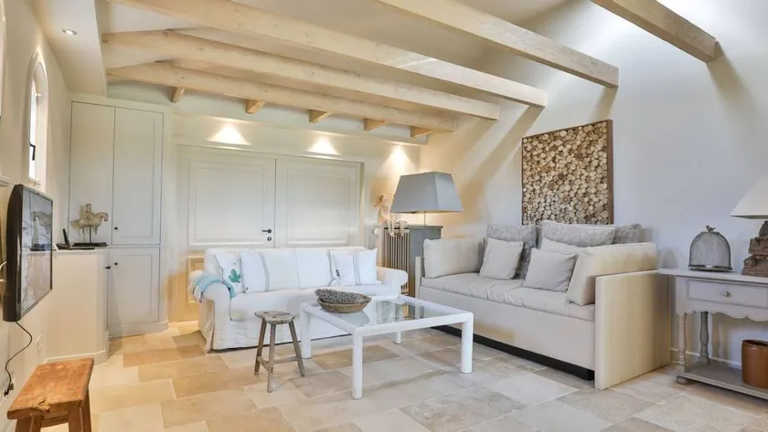 Maison de vacances entièrement équipée avec jardin, sauna et terrasse | Vue jardin | Avec animaux bienvenus - Image 1