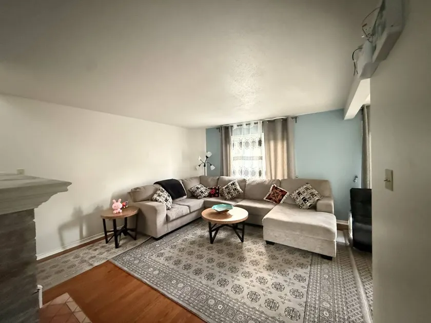 Private room with garden - Image 1