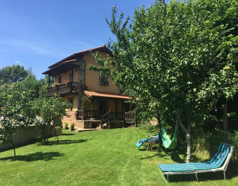 Children-friendly beautiful holiday home with garden, terrace & BBQ | Mountain view | Pets allowed - Image 1