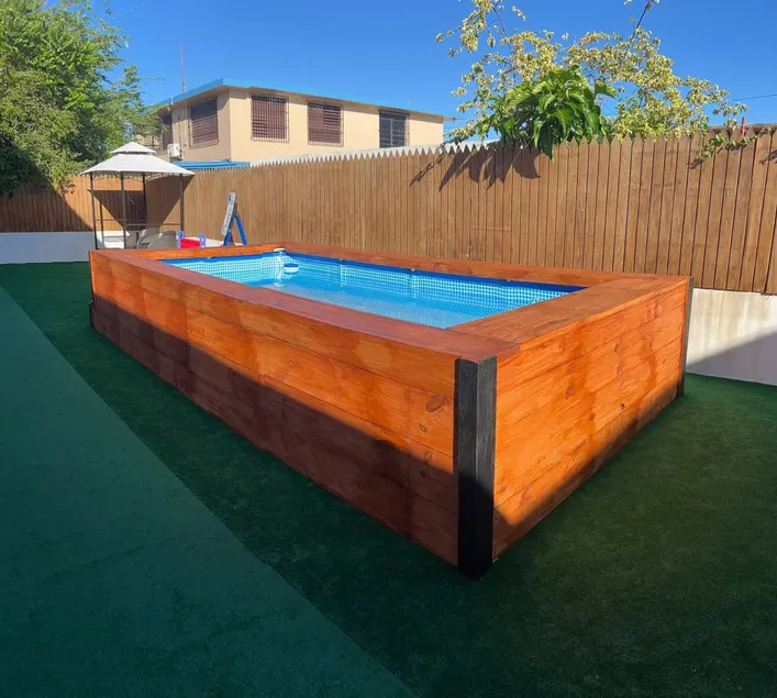 Vom Central Park inspiriertes 1-Schlafzimmer mit Pool und Gartenspielen - Image 1