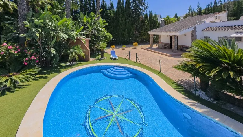Fully equipped cottage with private pool, garden & terrace | Mountain view - Image 1
