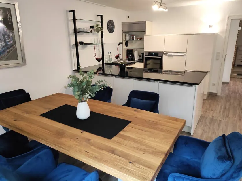 Holiday home with terrace & garden | Mountain view - Image 1