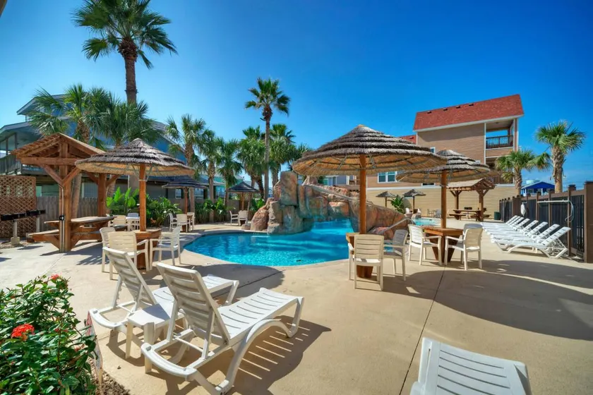 2 Blocks to the Beach, Patio, Resort Pool w/ Slide | Tranquil Tides by AvantStay - Image 1