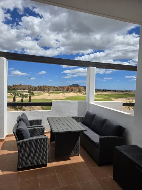 Children-friendly flat with BBQ, pool & terrace | Golf view - Image 1