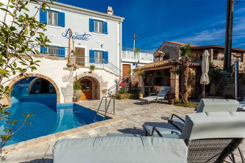 Rustic stone house Villa Dunatić with a private pool - Image 1