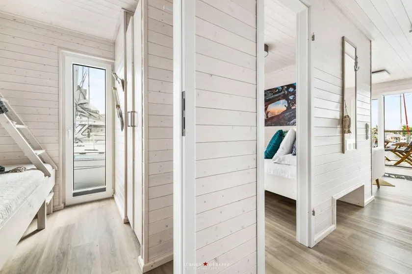 Holiday home with terrace | Dogs allowed - Image 1
