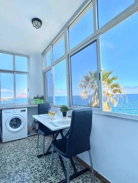 Family-oriented pleasant holiday apartment | Beach view | Perfect for remote work - Image 1