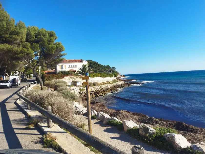 Agréable camping convivial et familial avec terrasse, barbecue et internet haut débit | Vue plage | Proche de la plage | Avec animaux acceptés - Image 1
