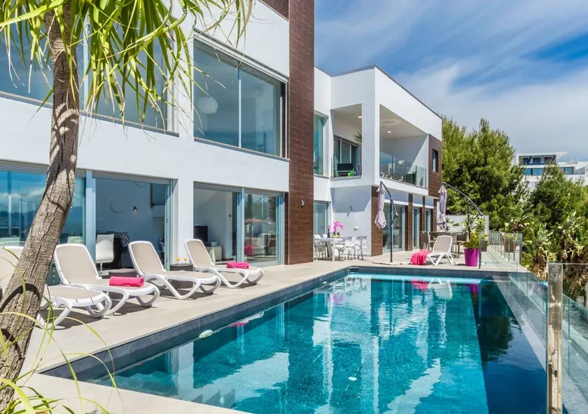 Voll ausgestattete schöne Villa mit Pool, Terrasse und Grill | Meerblick | Hunde erlaubt - Image 1