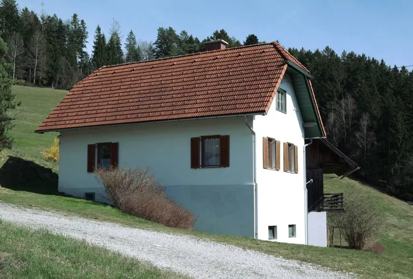 House with BBQ & terrace - Image 1