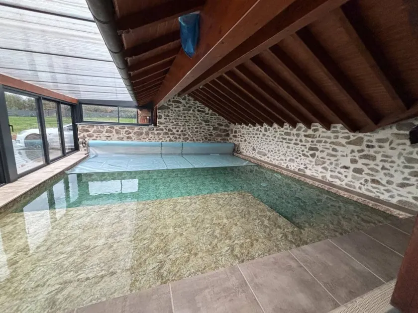 Ample gite with pool, garden & barbecue | Dogs allowed - Image 1