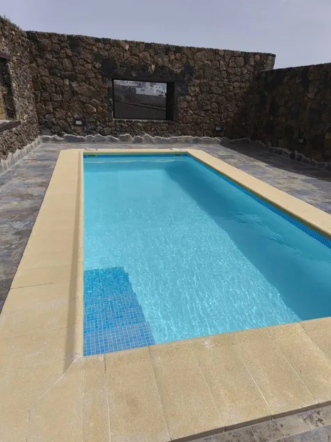 Wonderful house with private pool, barbeque & terrace - Image 1