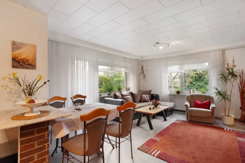 Apartment with barbeque, terrace & garden - Image 1