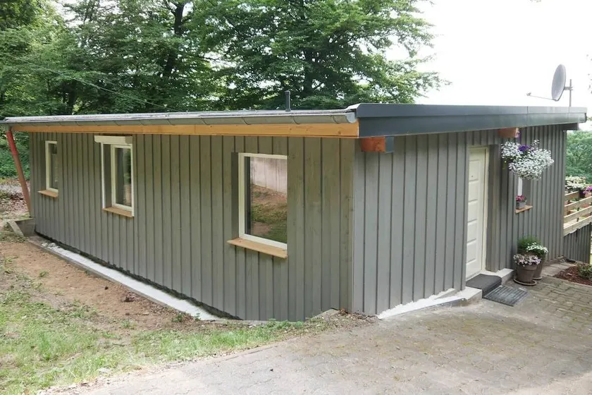 Holiday home with terrace - Image 1
