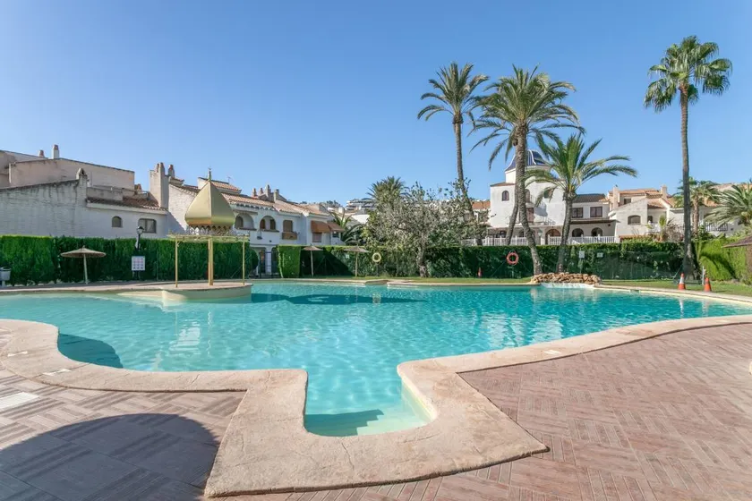 Family-friendly charming house with garden, pool & terrace | Garden view | Pets allowed - Image 1