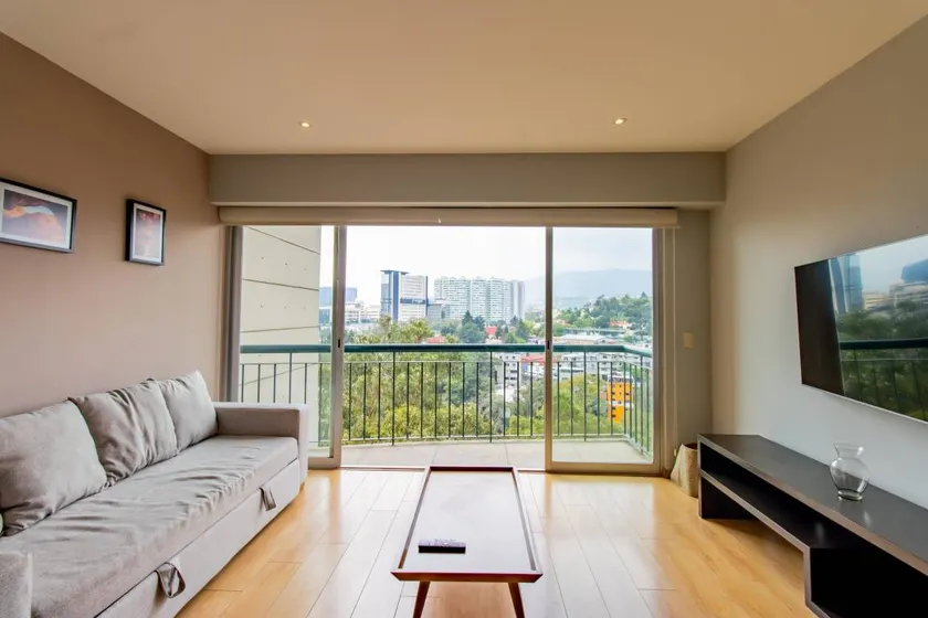 Apartamento con jardín, internet de alta velocidad y barbacoa | Vistas a la montaña - Image 1