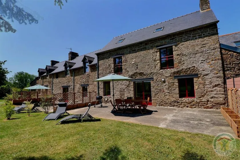 Gite with garden & terrace - Image 1