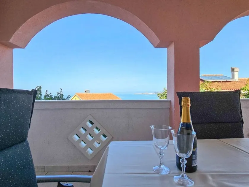 Holiday apartment with BBQ - Image 1