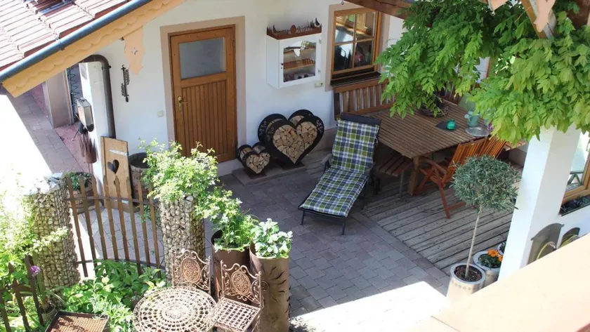 Beautiful holiday apartment with barbeque | Nature view - Image 1