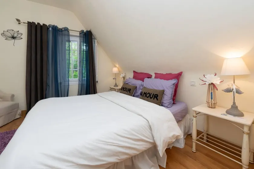 Bed & breakfast with garden, pool & terrace | Garden view - Image 1
