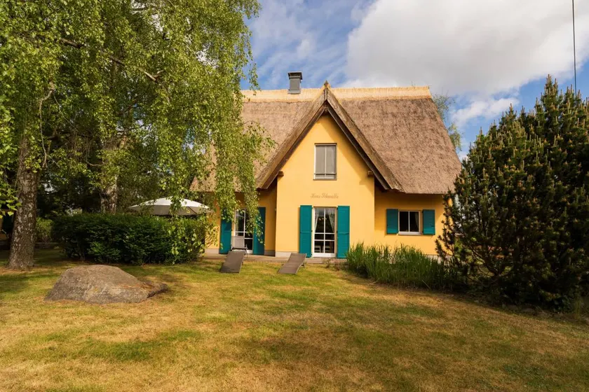 Fully equipped lovely holiday home with garden, sauna & BBQ | Pets are welcome - Image 1