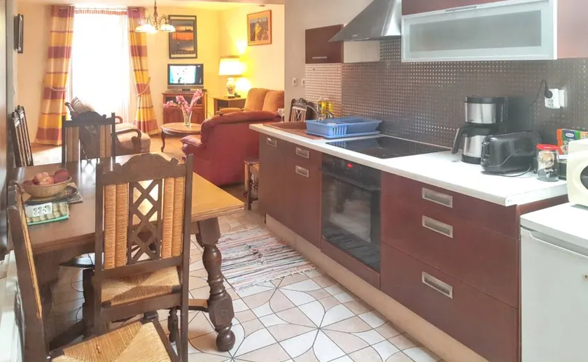 Contemporary Apartment in Morlaix - 70 m² - near city centre - Image 1