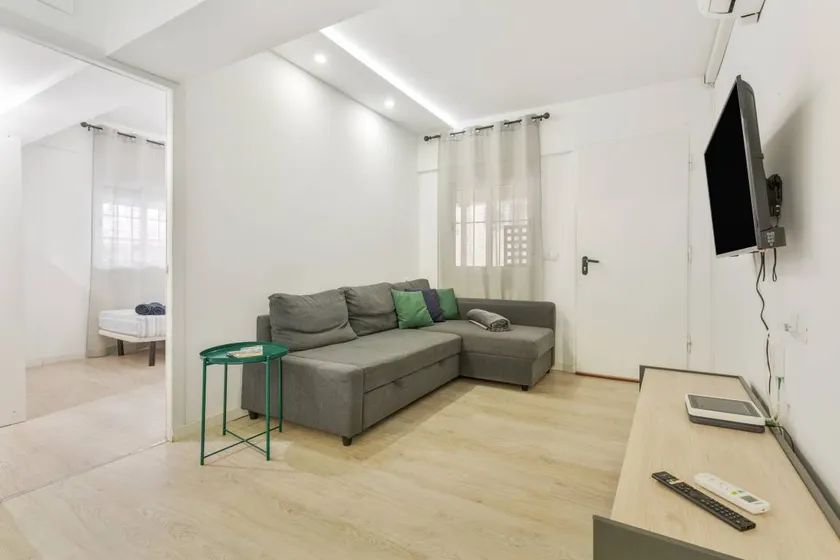 Merveilleuse maison de vacances avec terrasse et internet haut débit | À côté de la plage | Adaptée au travail à distance - Image 1