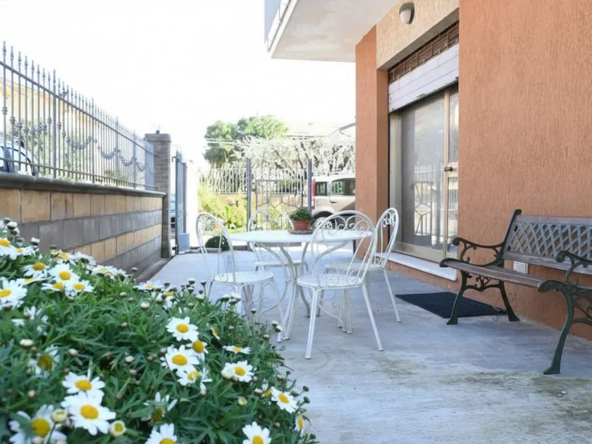 Family-friendly holiday apartment | Beach nearby - Image 1