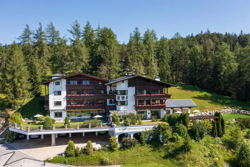 Children-friendly flat with garden, sauna & terrace | Mountain view | Good for workation - Image 1