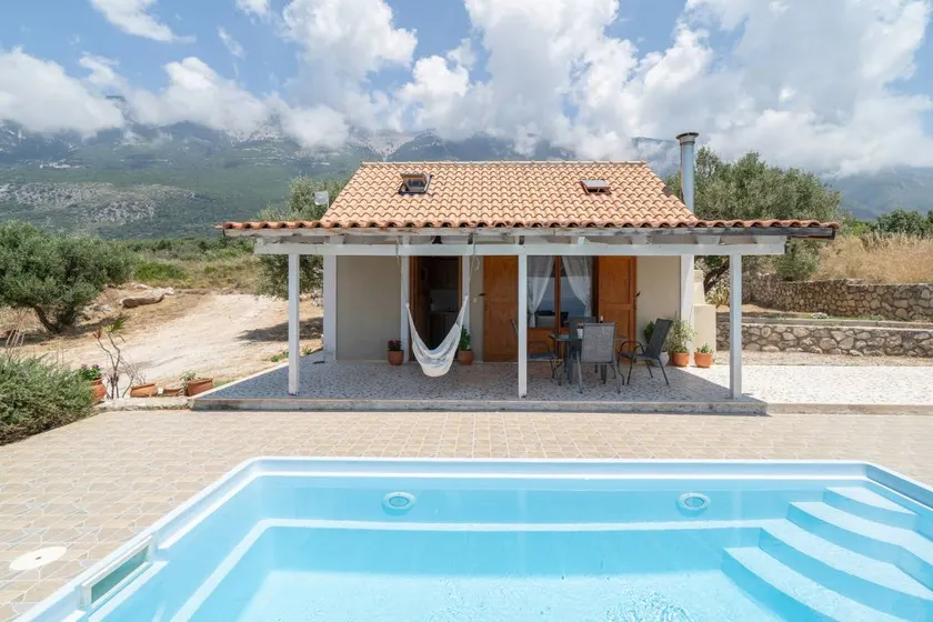 Country Green House In Lourdas - Image 1