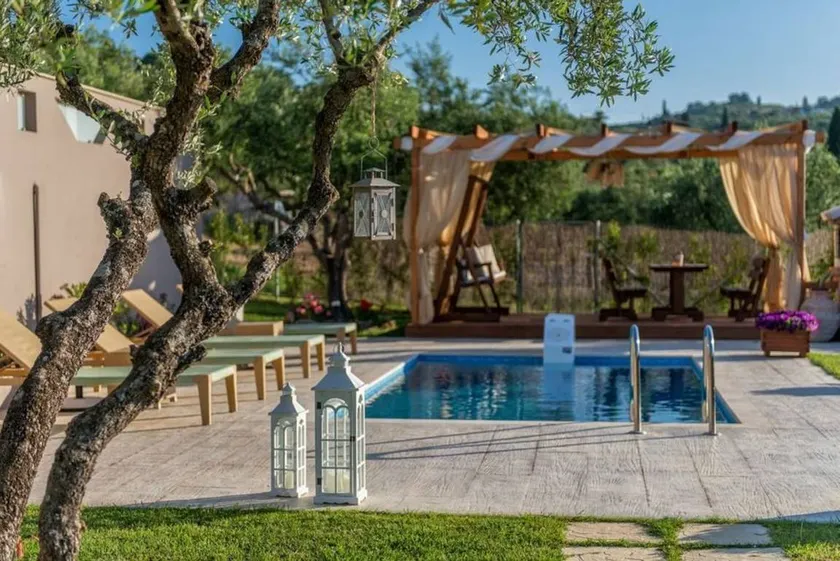 Villa apta para niños con piscina privada y jardín | Vistas al mar - Image 1