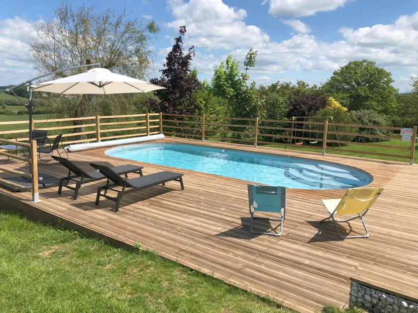 Peaceful cottage with heated pool and electric bikes - Image 1
