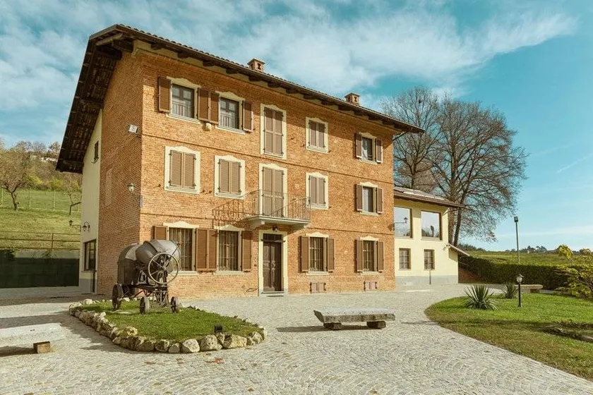 'L Piasi: Attico - Image 1