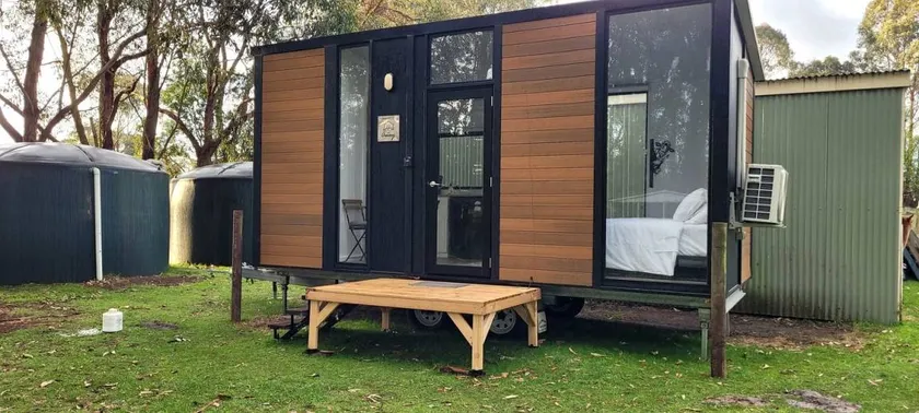 Tiny House with Farm Views and Cozy Fire Pit in Kernot, Australia - Image 1
