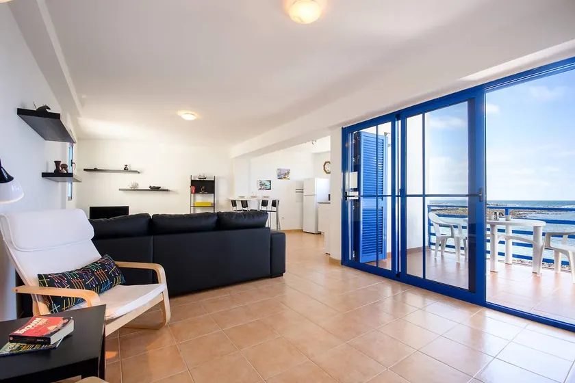 Apartment with terrace | Sea view - Image 1