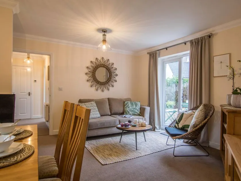 Fully equipped nice cottage with garden | Pet-friendly - Image 1
