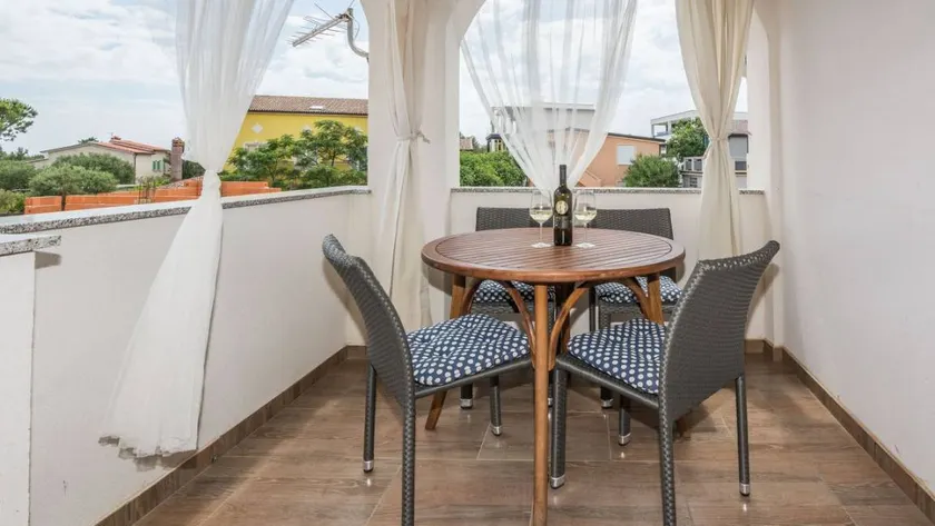 Lovely apartment with barbeque | Beach nearby - Image 1